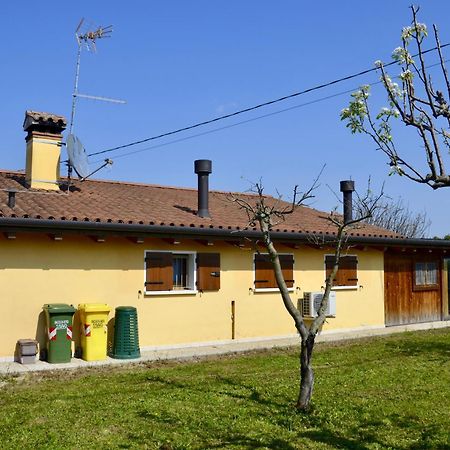 A Casa Di Amici Villa Vidor Exterior photo